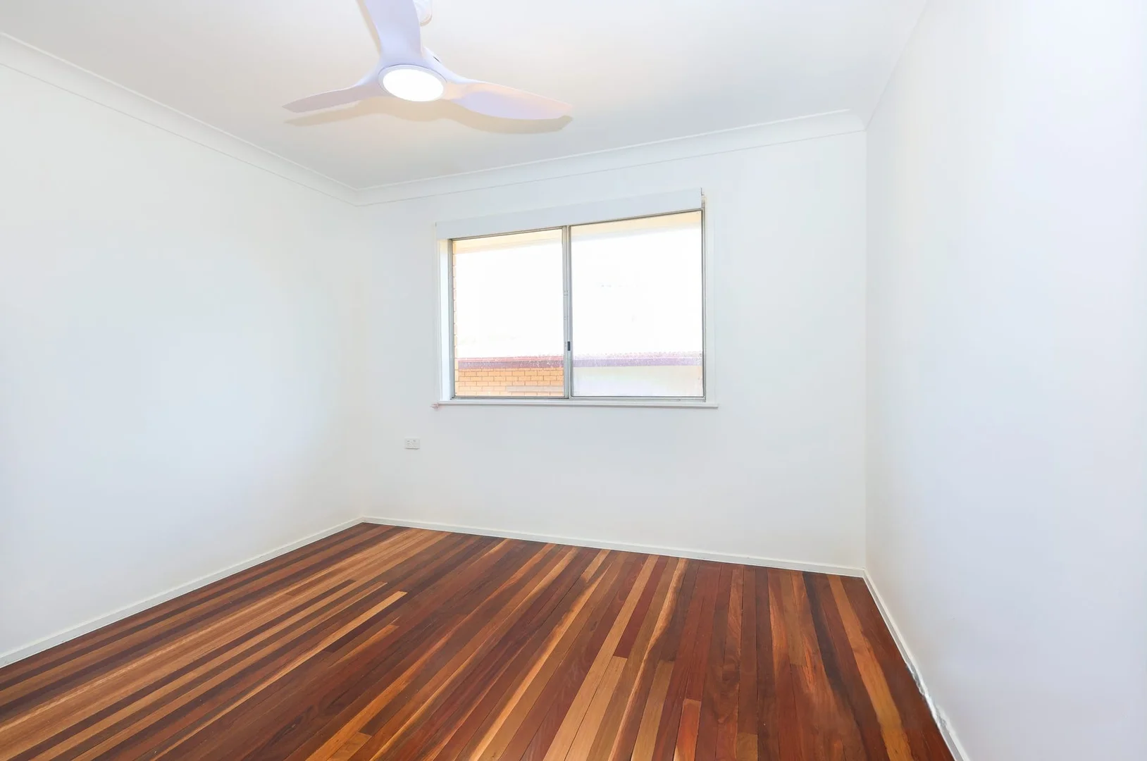 Additional image 12 of 20 Loveanius street, Silkstone QLD 4304