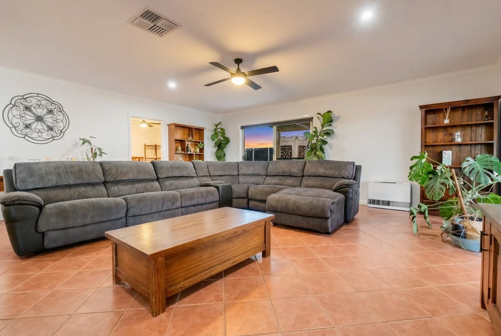 17 Plane Tree Drive, Mildura VIC 3500 photo 3