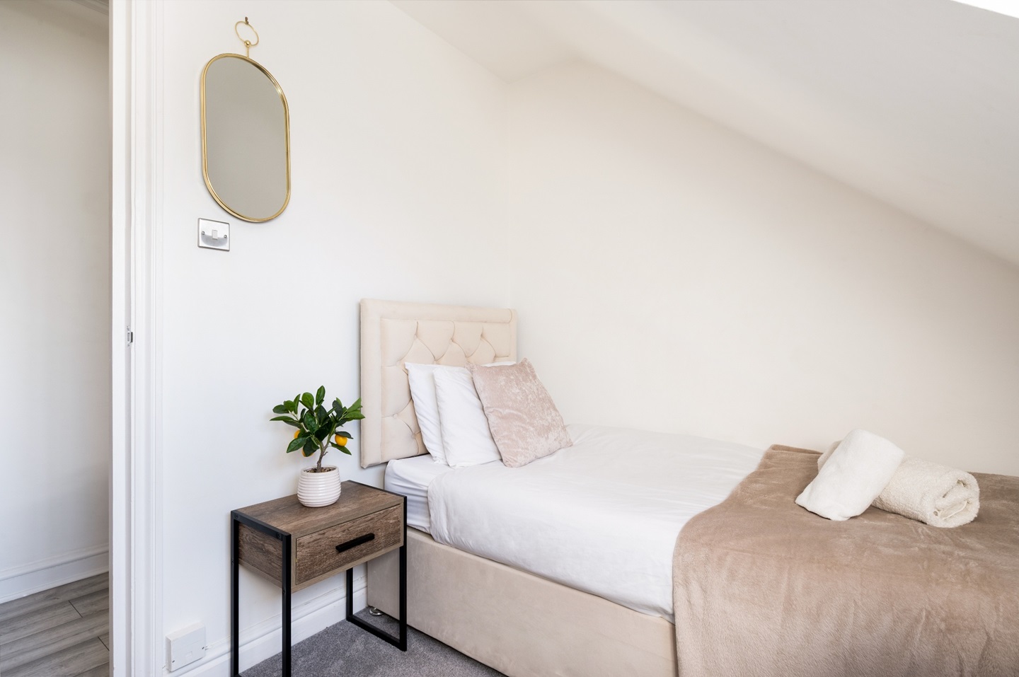 Additional image 4 of 2 Bed Flat, Rhema Court, RG1, N1 7GU