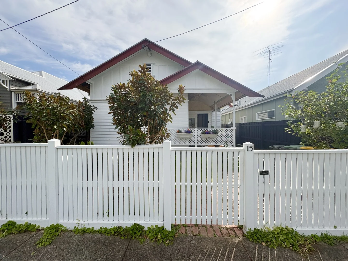 15 Thorne Street, East Geelong VIC 3219