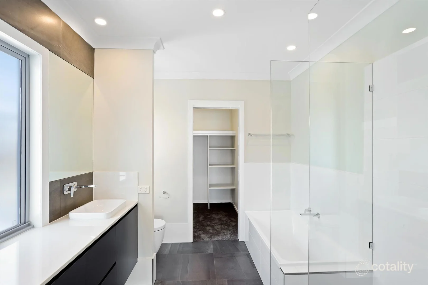 Additional image 6 of 1/82 Palm Beach Ave, Palm Beach QLD 4221
