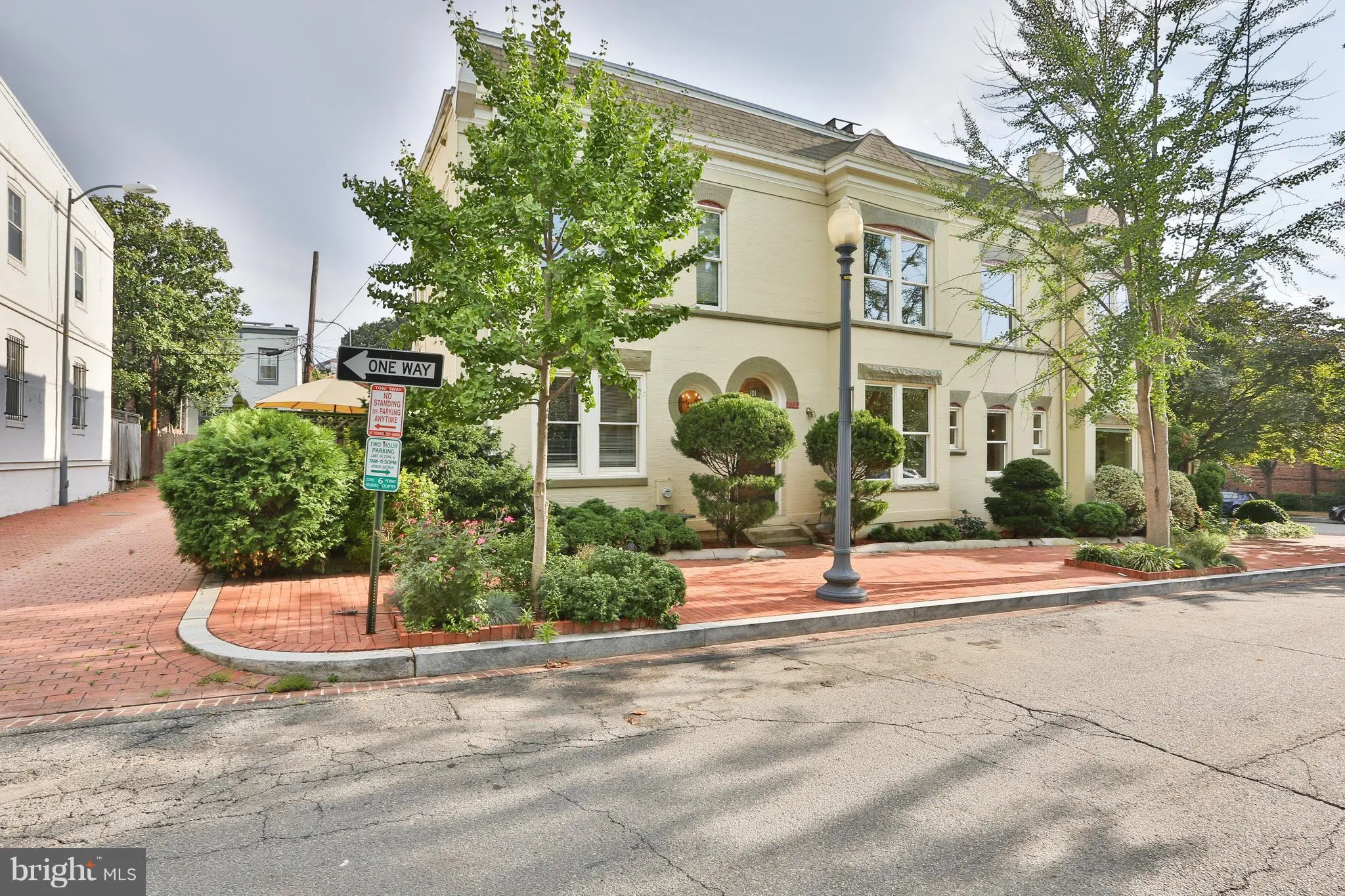 101 Duddington Place SE, Washington, DC 20003 photo 2