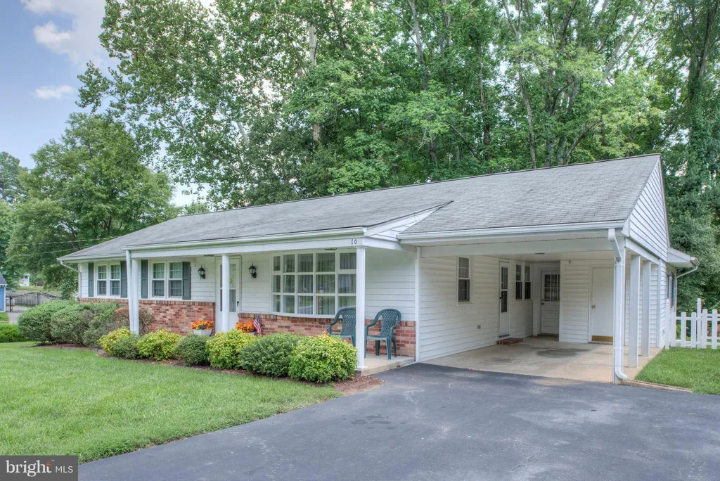 10 Marshall Place, Fredericksburg, VA 22405