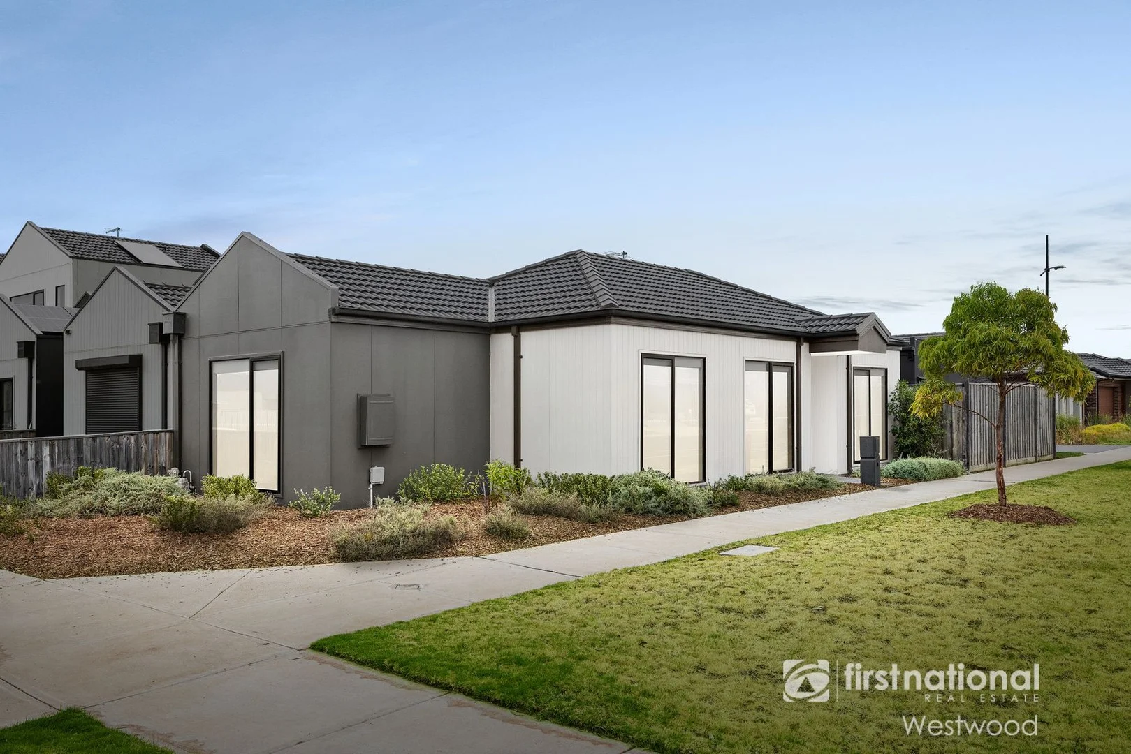 134 Oldbridge Boulevard, Weir Views VIC 3338