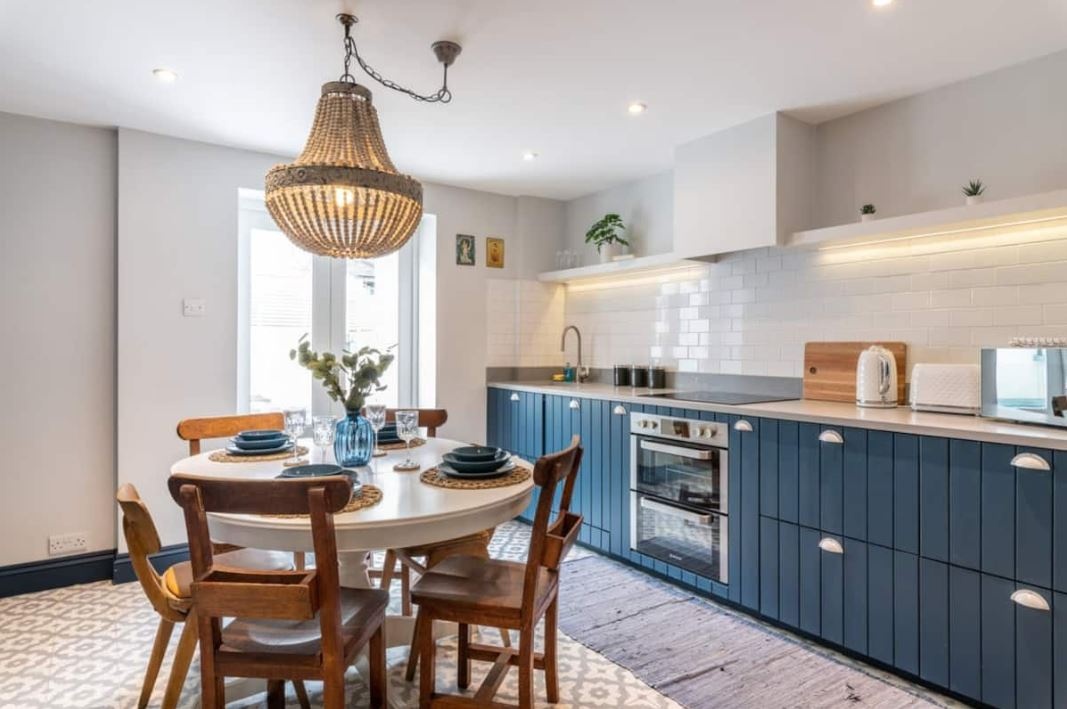 4 Bed Terraced House, Hendon Street, BN2, N1 7GU photo 2