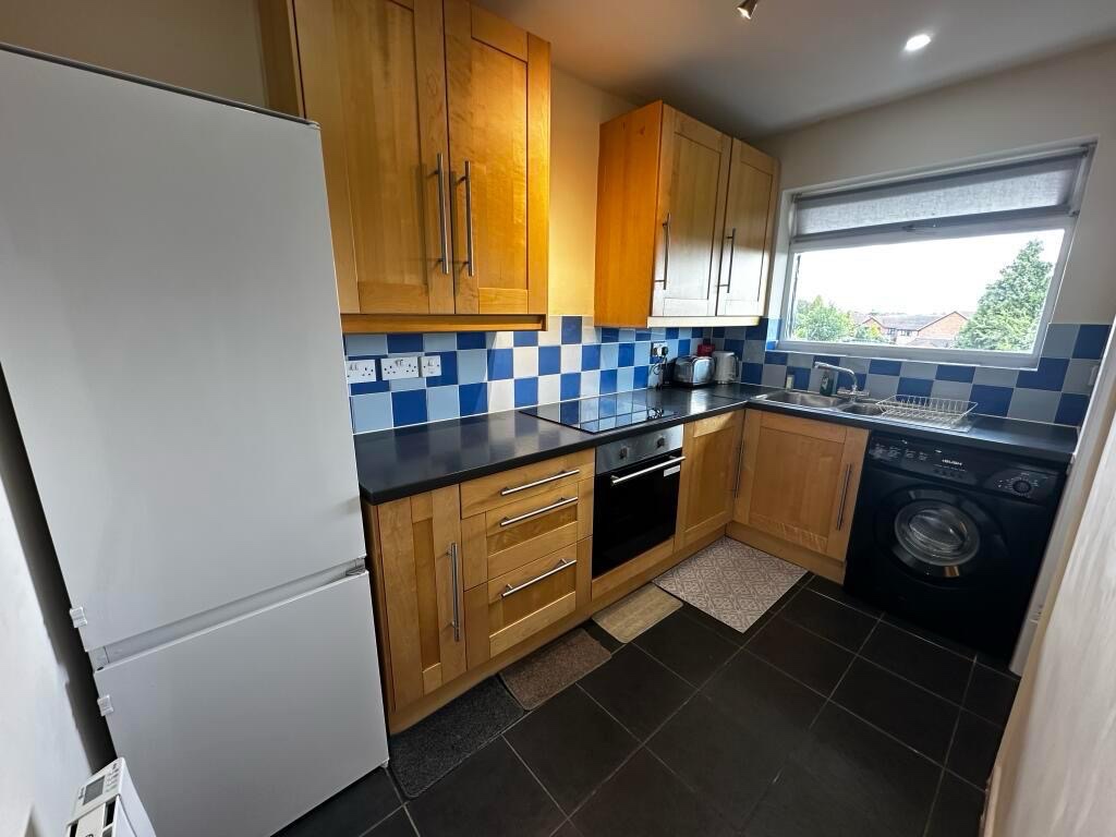 Additional image 2 of 2 Bed Flat, Somerset Avenue, LE4, N1 7GU