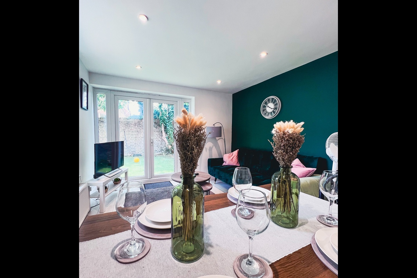 3 Bed Flat, Ashmore Road, W9, N1 7GU photo 2