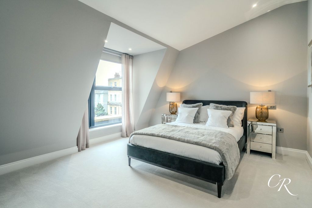 Additional image 10 of 3 bed end terrace house for saleCarlton Street, Cheltenham GL52