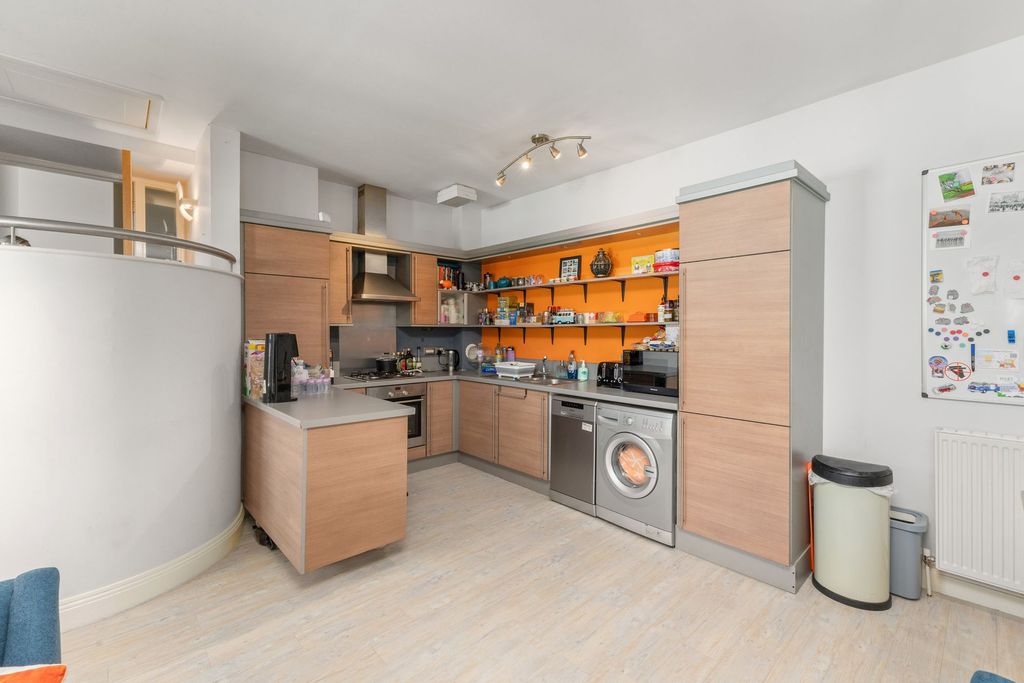 Additional image 5 of 2 bed flat for saleOld School Court, Linlithgow EH49