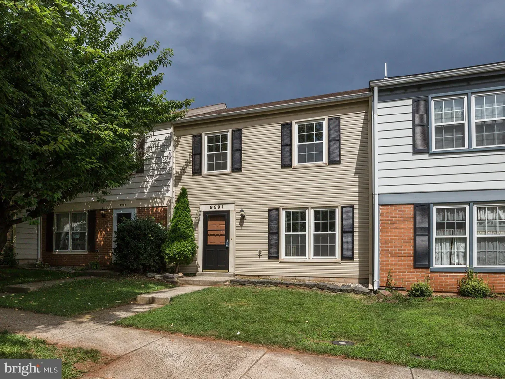 8991 McDowell Common, Manassas, VA 20110