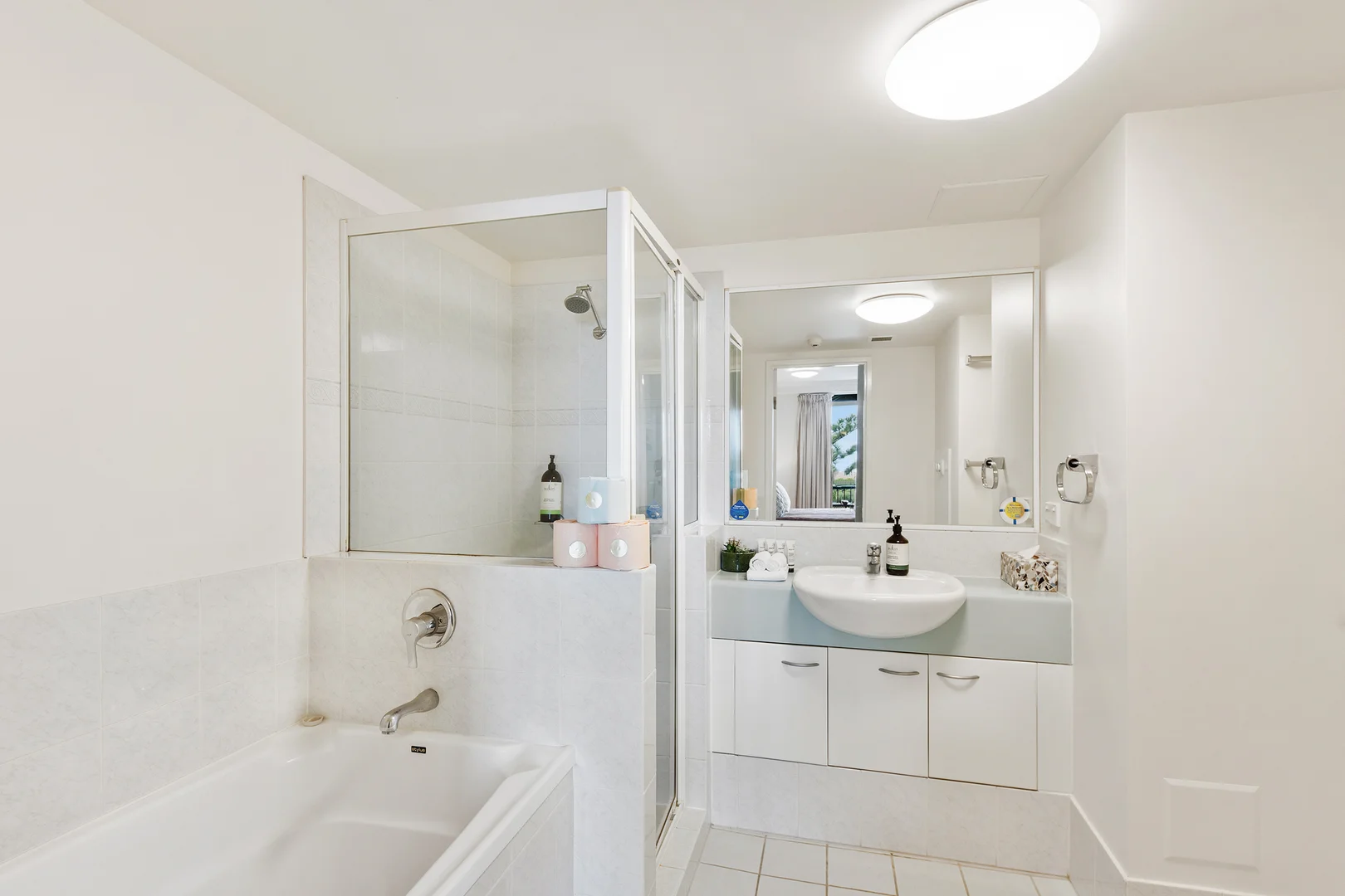 Additional image 11 of 506/32 Surf Parade, Broadbeach Waters QLD 4218