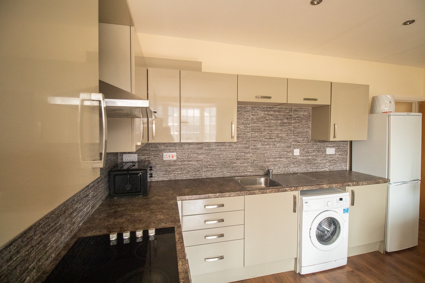 Additional image 4 of 4 Bed Flat, Victoria Avenue, LE2, N1 7GU