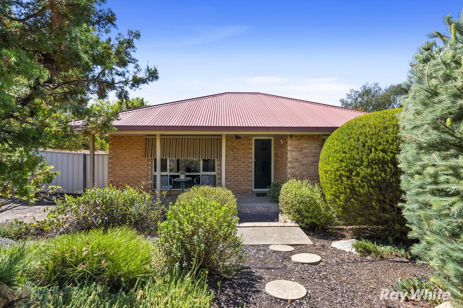 1 O'Hara Place, Kooringal NSW 2650