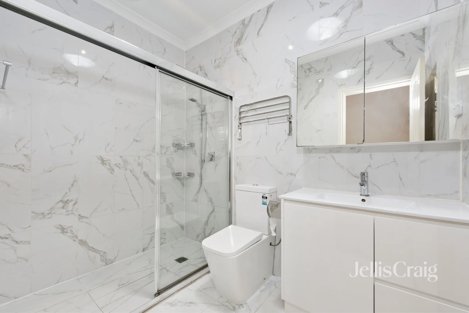 Additional image 5 of 1/9 Clyde Court, Heidelberg VIC 3084