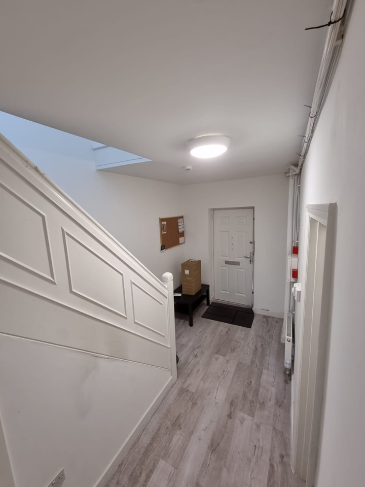 Additional image 3 of Room in a Shared House, Tilehurst Road, RG30, N1 7GU