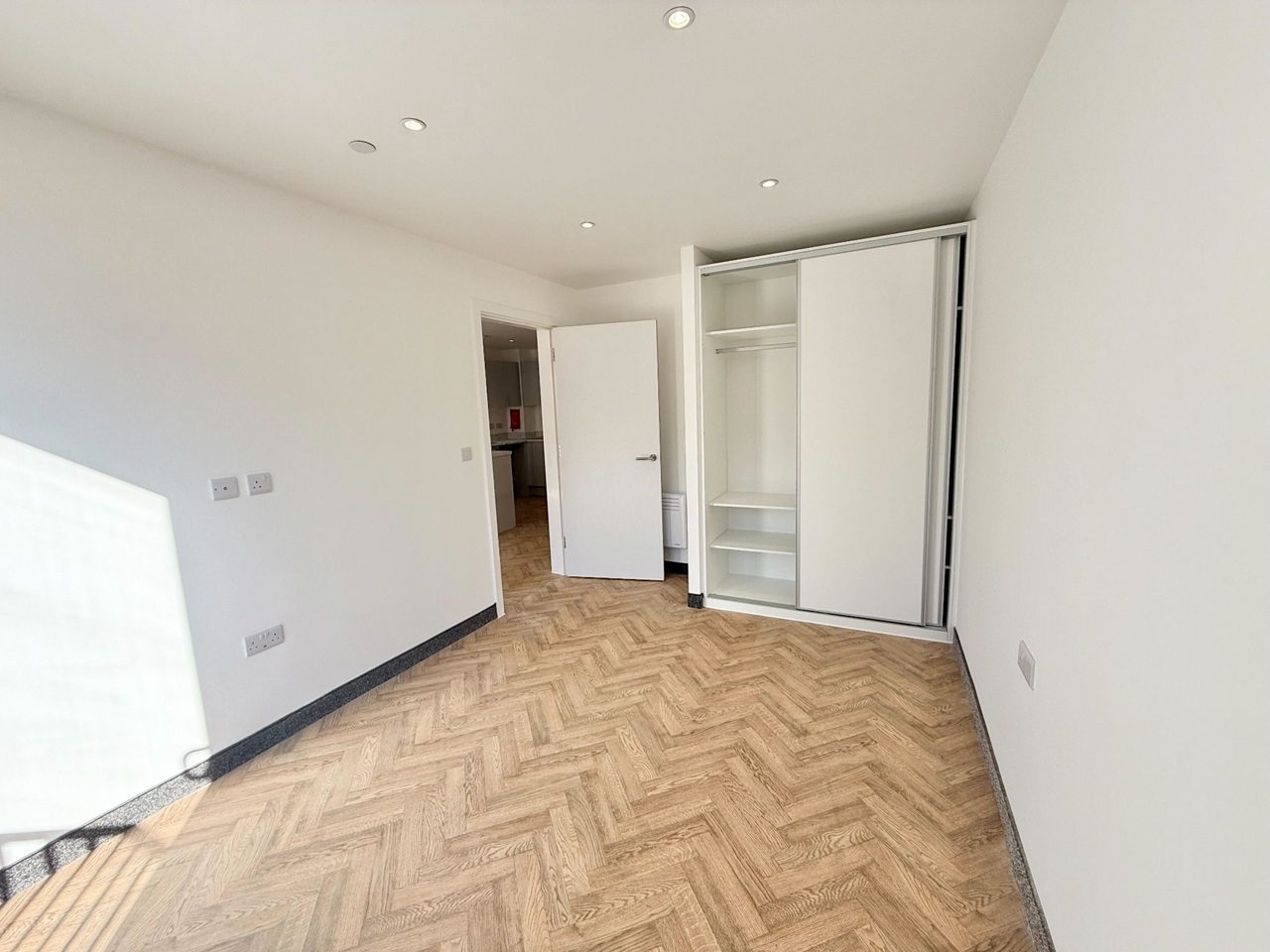 Additional image 7 of 1 Bed Flat, Fleet Court, LE1, N1 7GU