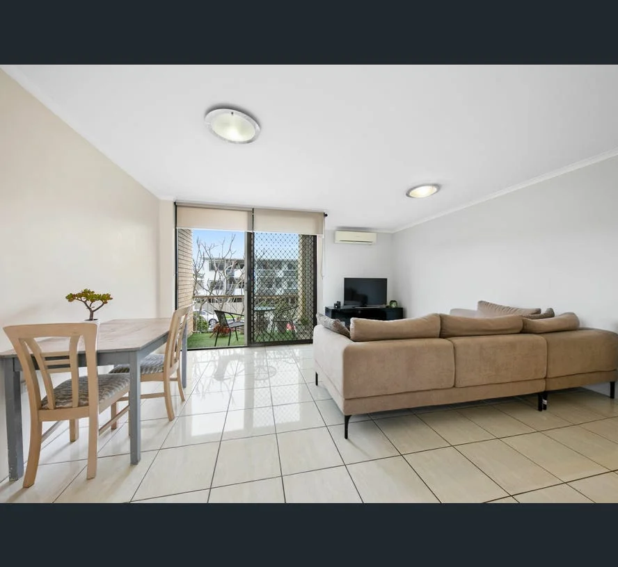 Additional image 3 of 2/8 Cook St, Yeronga QLD 4104