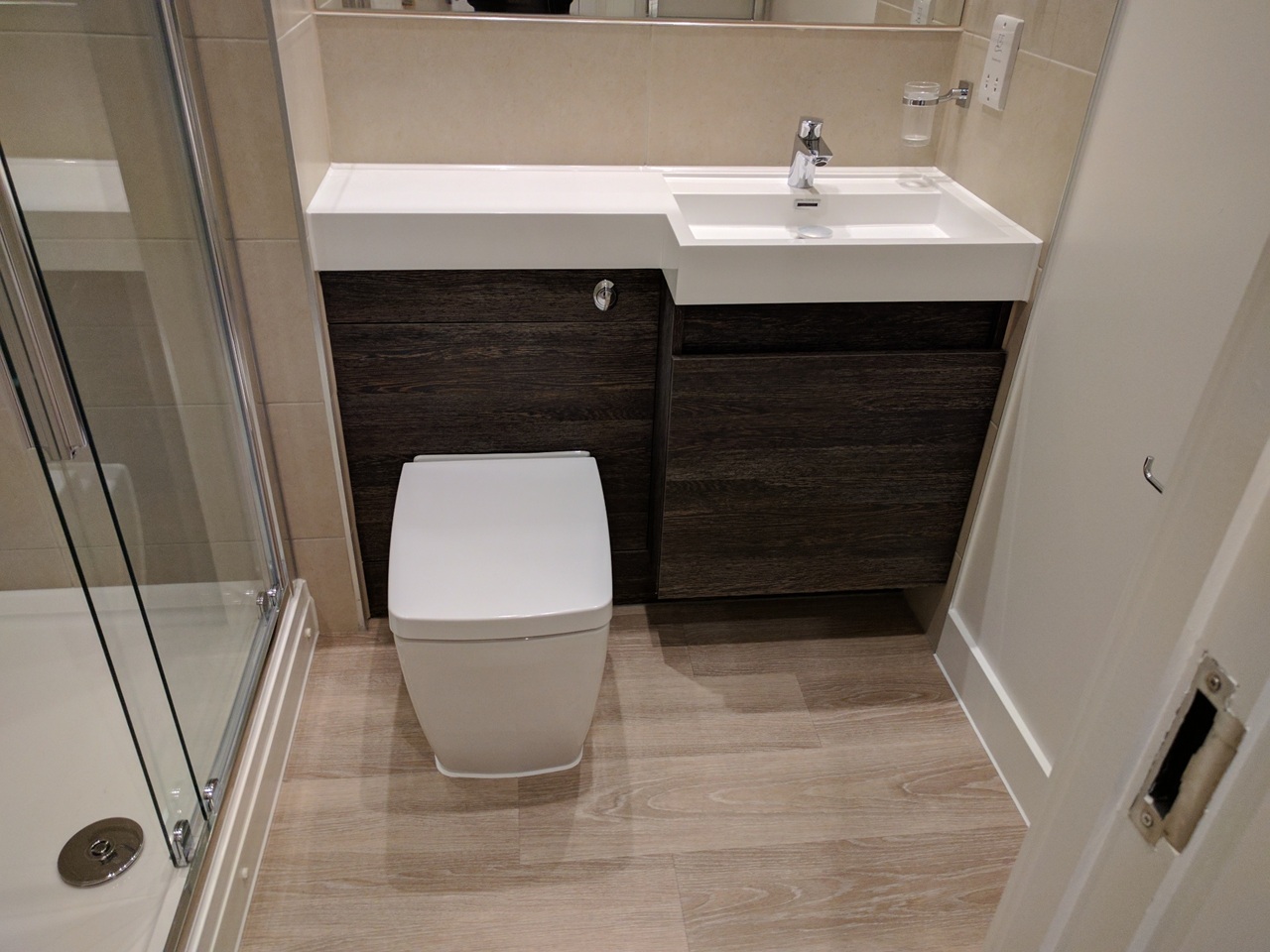 Studio Flat, Kings Reach, RG1, N1 7GU photo 5