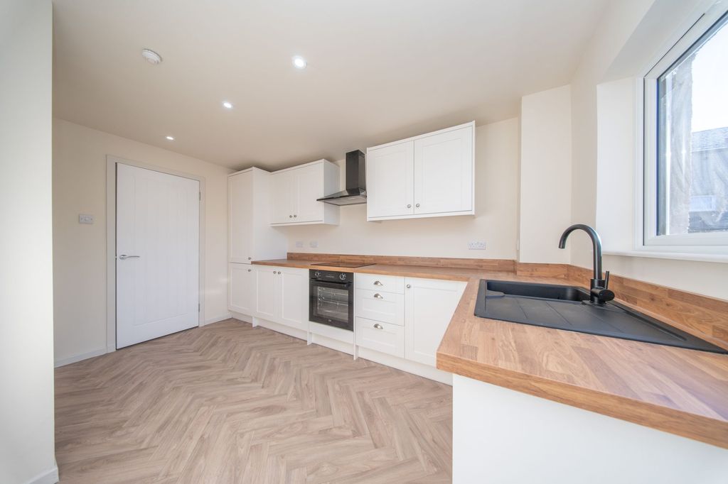 Additional image 5 of 3 bed terraced house for saleBurnhouse Drive, Whitburn, Bathgate EH47