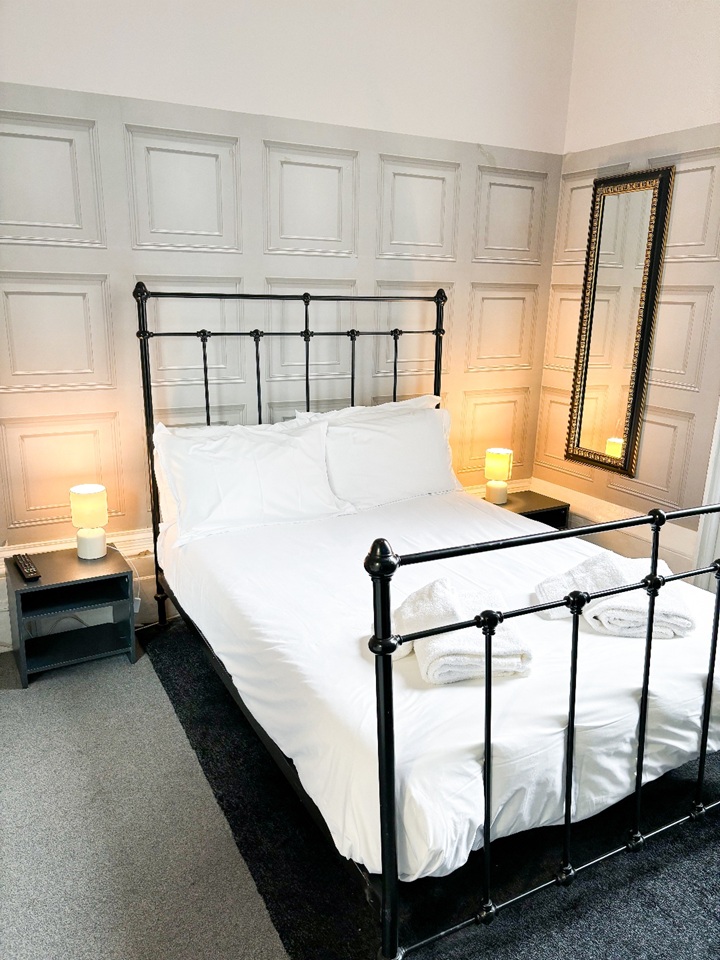 Additional image 6 of 1 Bed Flat, Deluxe Hotel Rooms, BN3, N1 7GU