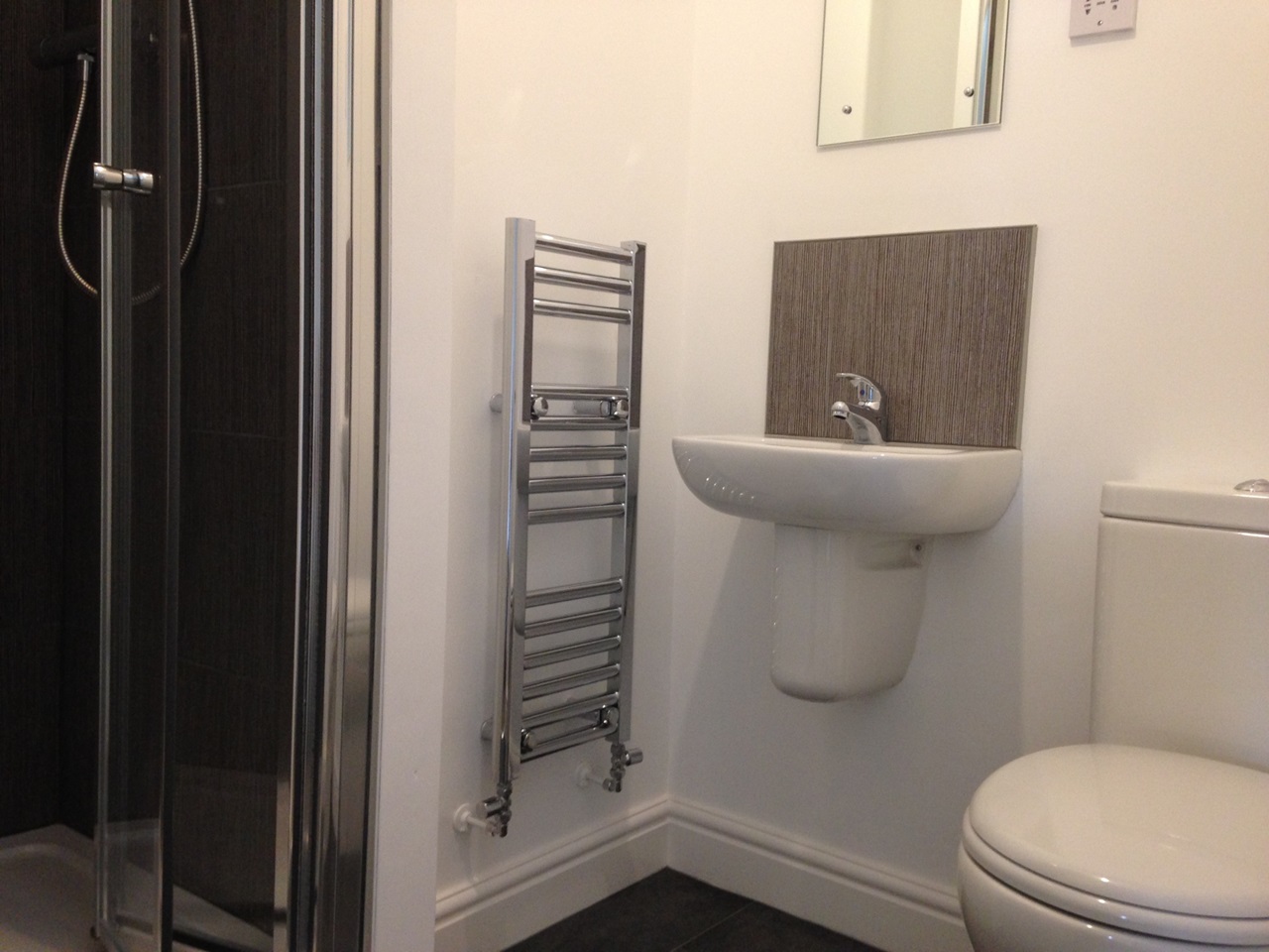 Additional image 3 of Room in a Shared House, Jubilee Road, DE24, N1 7GU