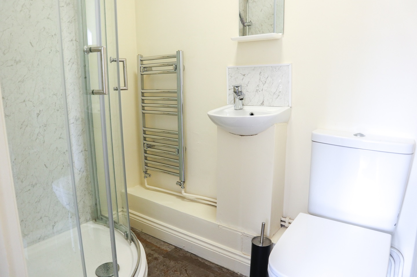 Additional image 7 of 4 Bed Flat, Victoria Avenue, LE2, N1 7GU