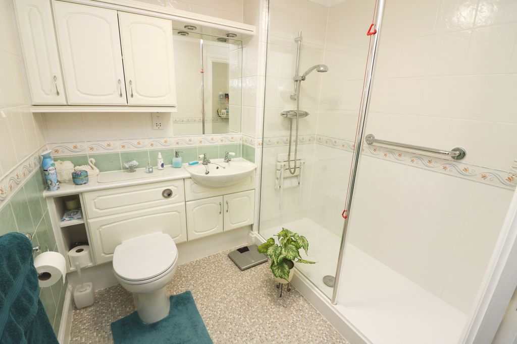 Additional image 8 of 2 bed flat for saleAlbany Place, Egham, Surrey TW20