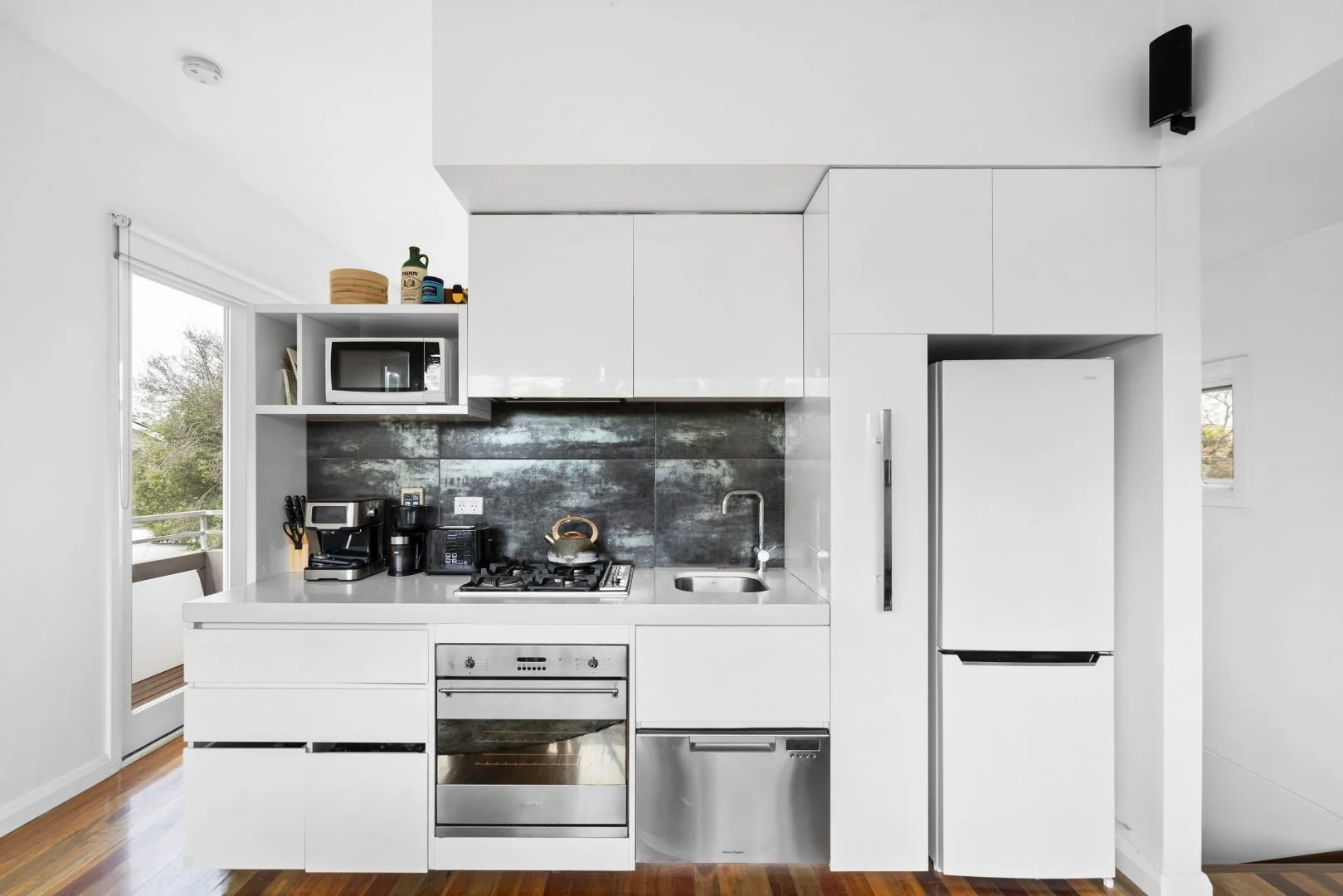 Additional image 6 of 26 Swan Court, Newport VIC 3015