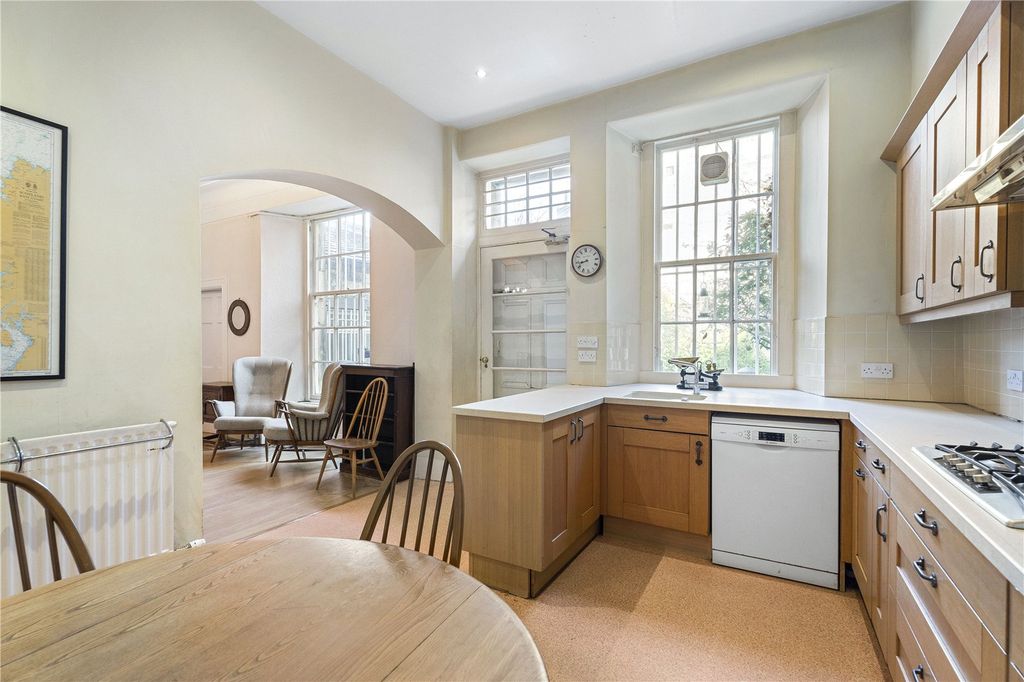 Additional image 10 of 4 bed flat for saleClarendon Crescent, West End, Edinburgh EH4