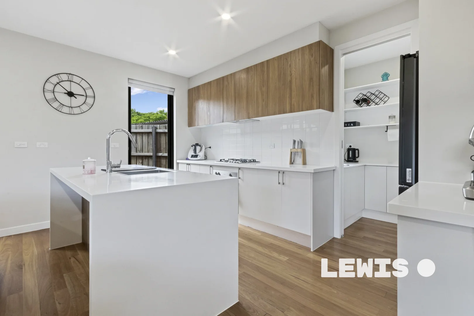Additional image 2 of 2/72 Cheddar Rd, Reservoir VIC 3073