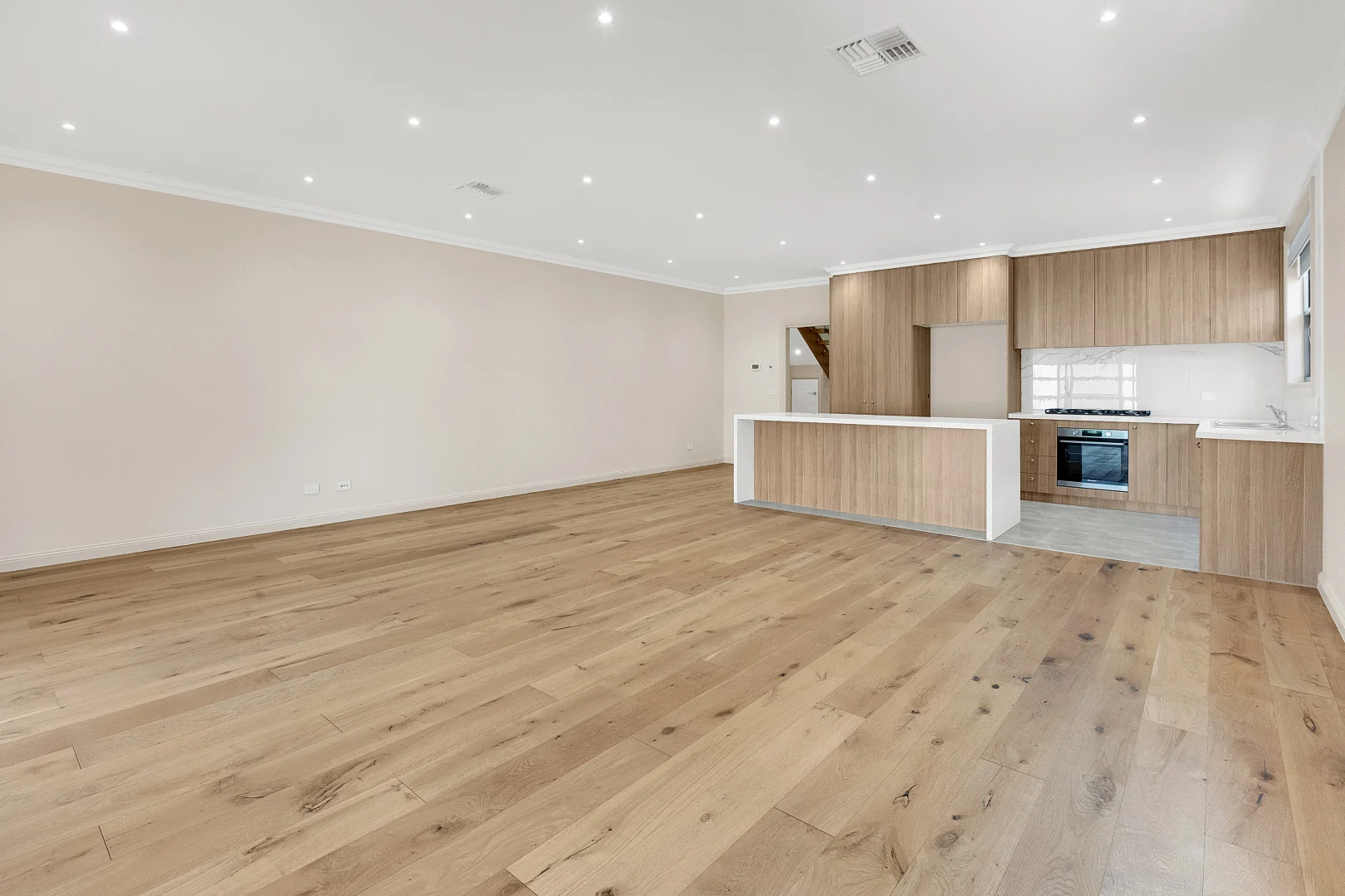 Additional image 10 of 8A Hemburrow Street, Preston VIC 3072