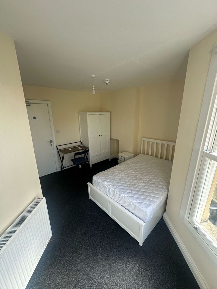 Additional image 6 of Room in a Shared House, Carlyle Road, CB4, N1 7GU