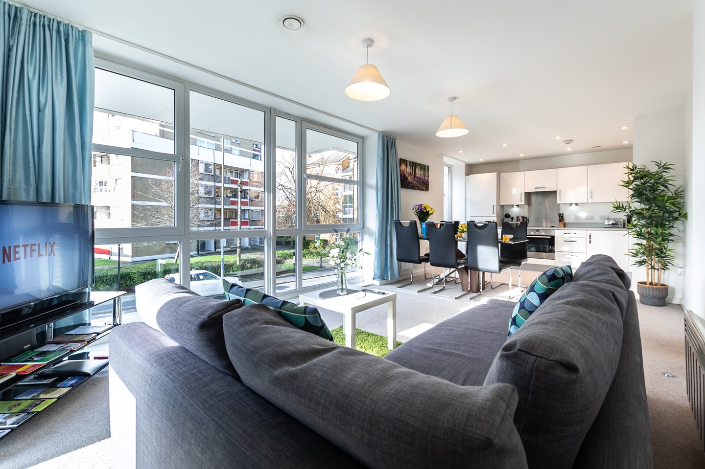 2 Bed Flat, Empress Heights, SO14, N1 7GU