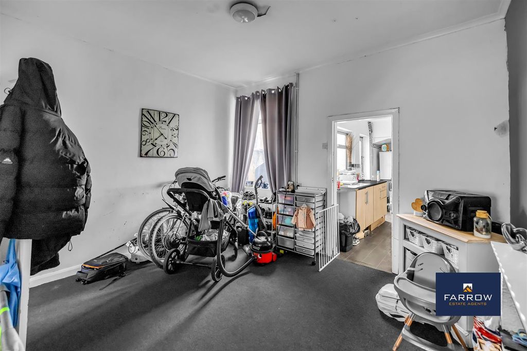 Additional image 3 of 3 bed terraced house for saleRutland Street, Grimsby DN32