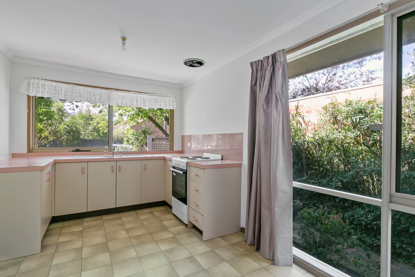Additional image 3 of 1 Yerrin Chase, Alphington VIC 3078