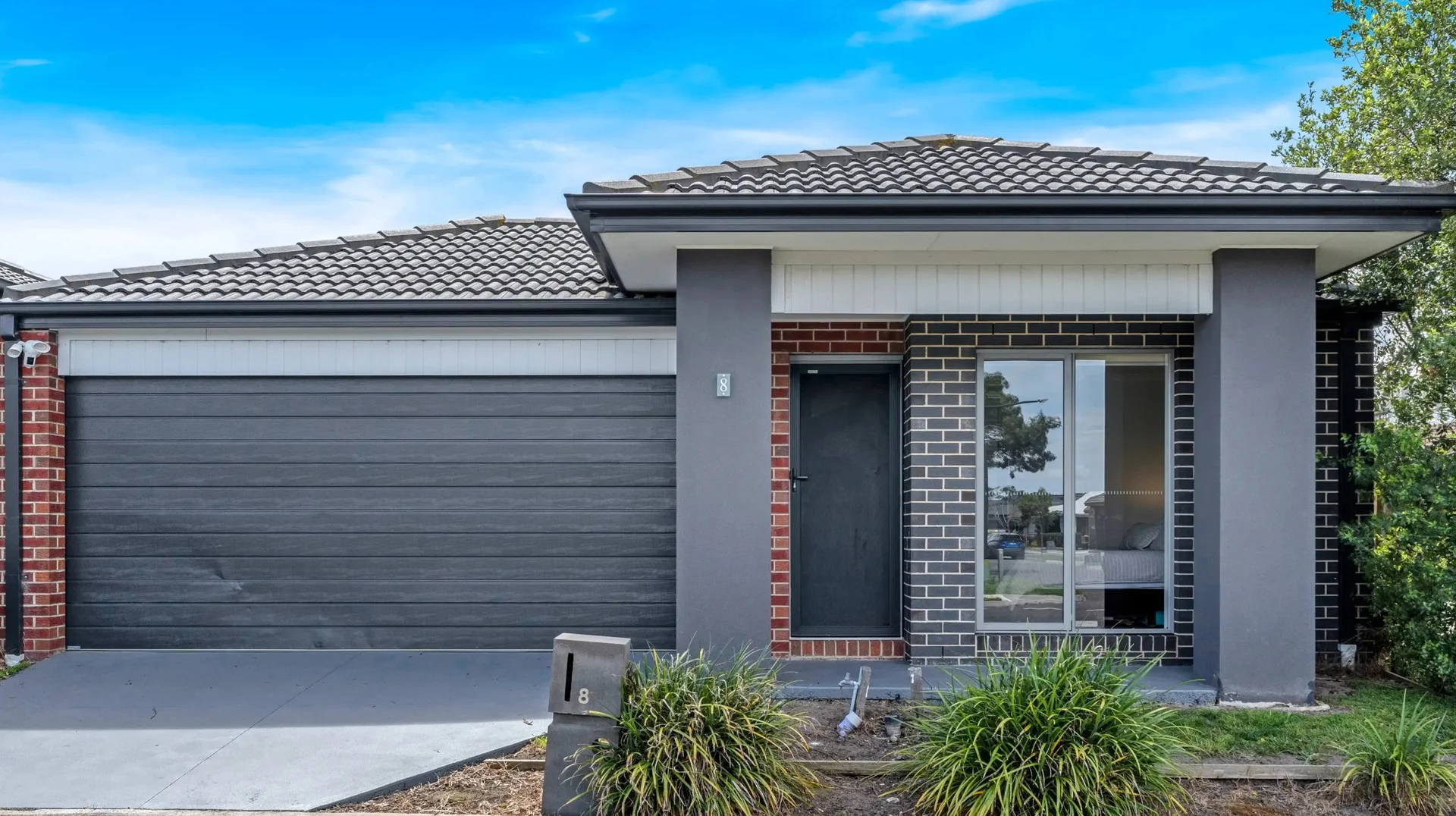 8 Turion Drive, Mickleham VIC 3064