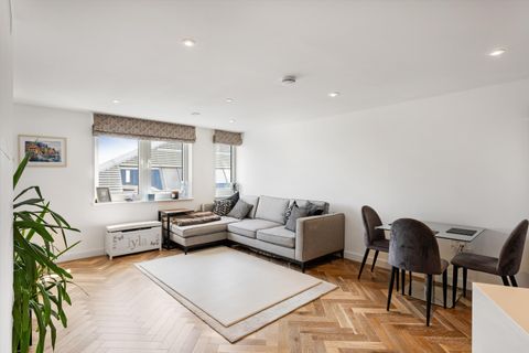 Eagle Point, City Road, Islington, London EC1V