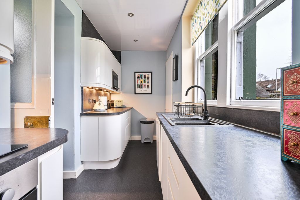 Additional image 8 of 3 bed flat for saleUpper Davaar, 75 High Street, Biggar ML12