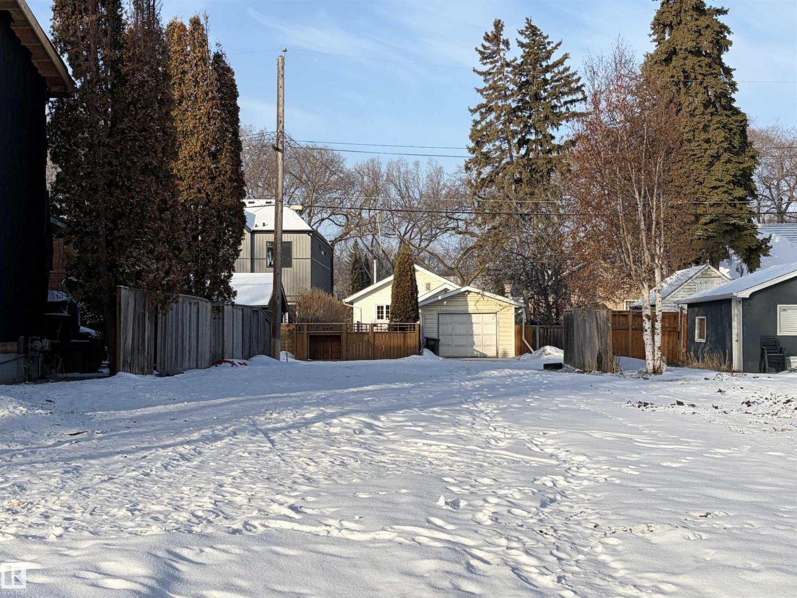 11138 65 ST NW NW