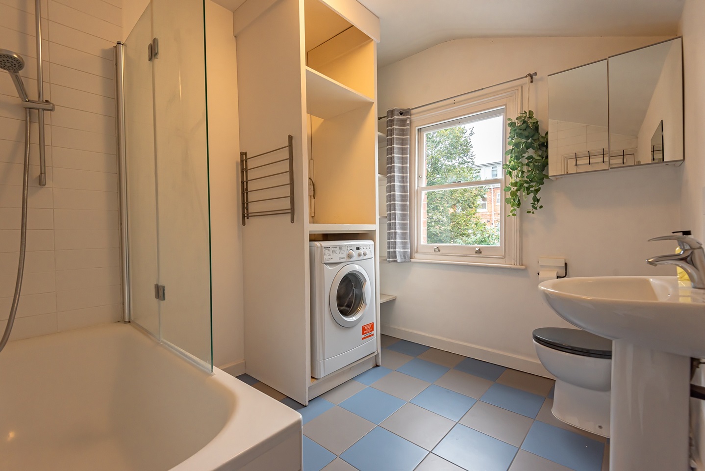 Additional image 24 of 2 Bed Terraced House, Donnington Gardens, RG1, N1 7GU
