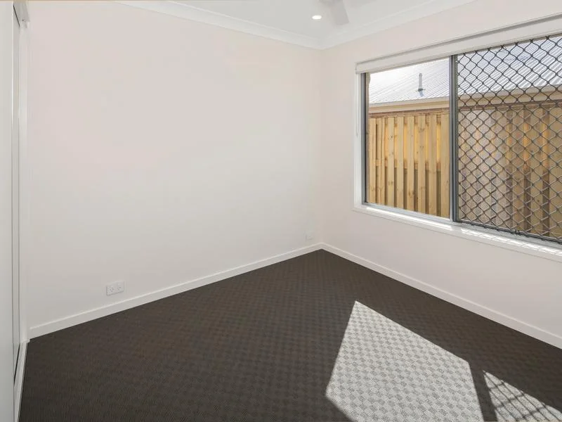 Additional image 9 of 2/16 Vargon Cct, Holmview QLD 4207