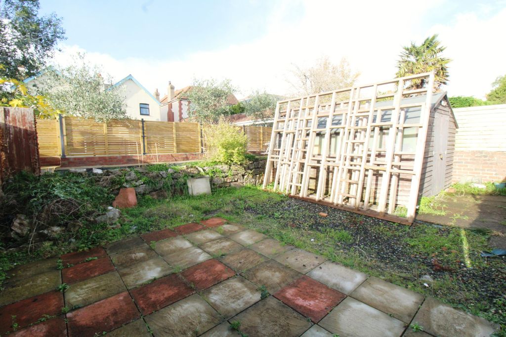 Additional image 10 of 1 bed flat for sale7A Cedar Road, Preston, Paignton TQ3