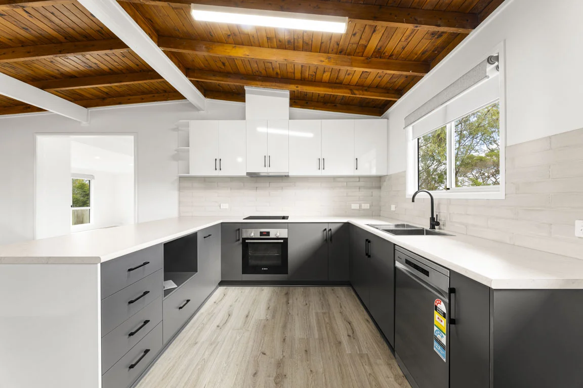 12 Neville Street, Meringandan West QLD 4352