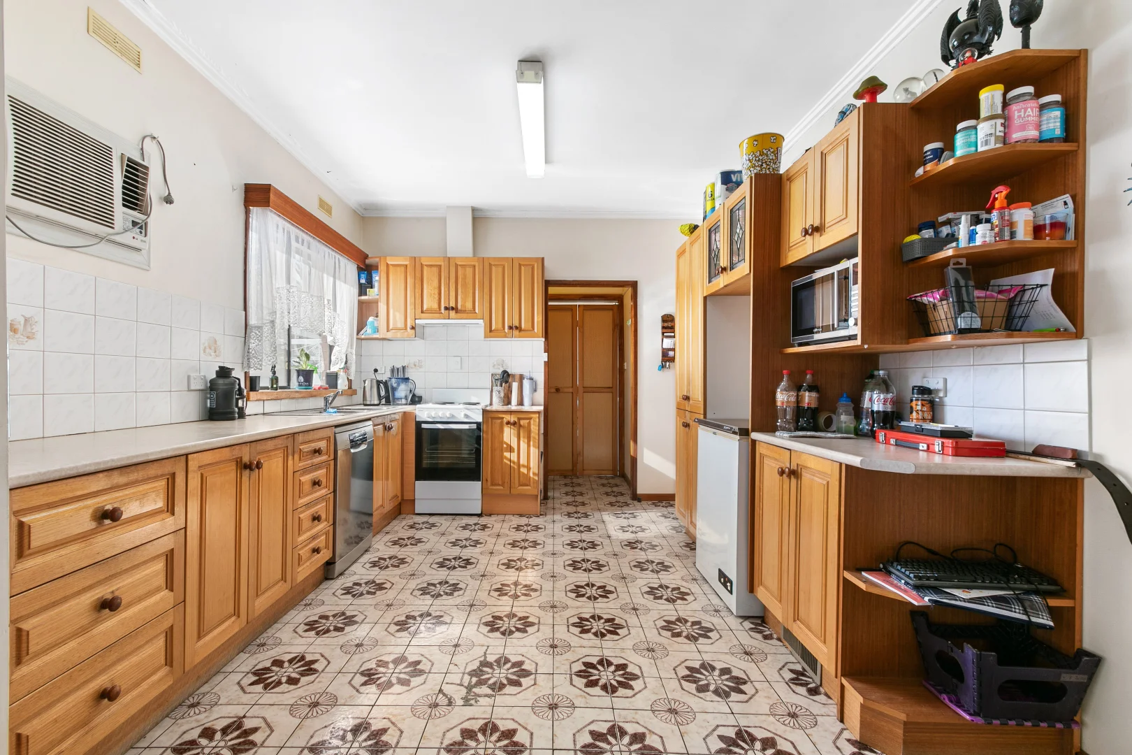 2 Sinclair Avenue, Morwell VIC 3840 photo 3