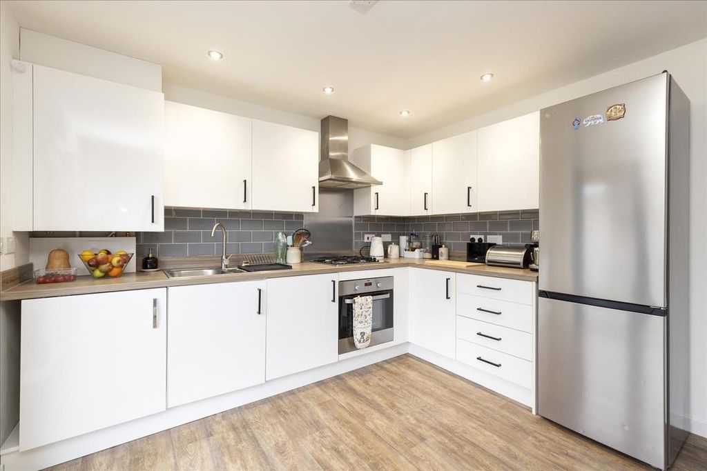 Additional image 8 of 4 bed semi-detached house for sale6 Wester Suttieslea Path, Newtongrange EH22