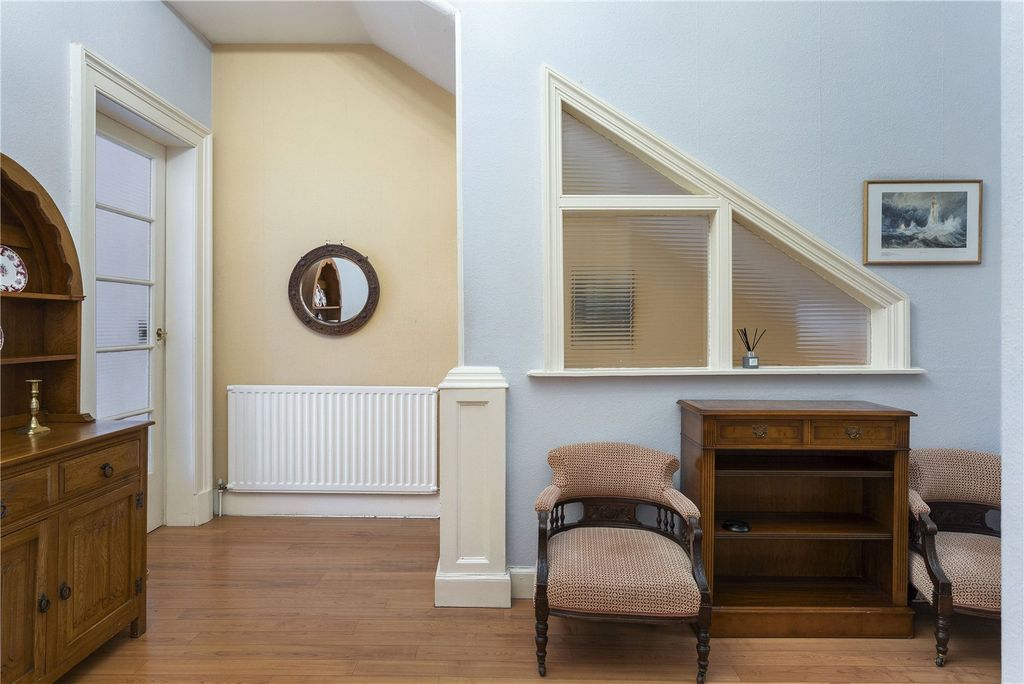 Additional image 14 of 4 bed flat for saleClarendon Crescent, West End, Edinburgh EH4