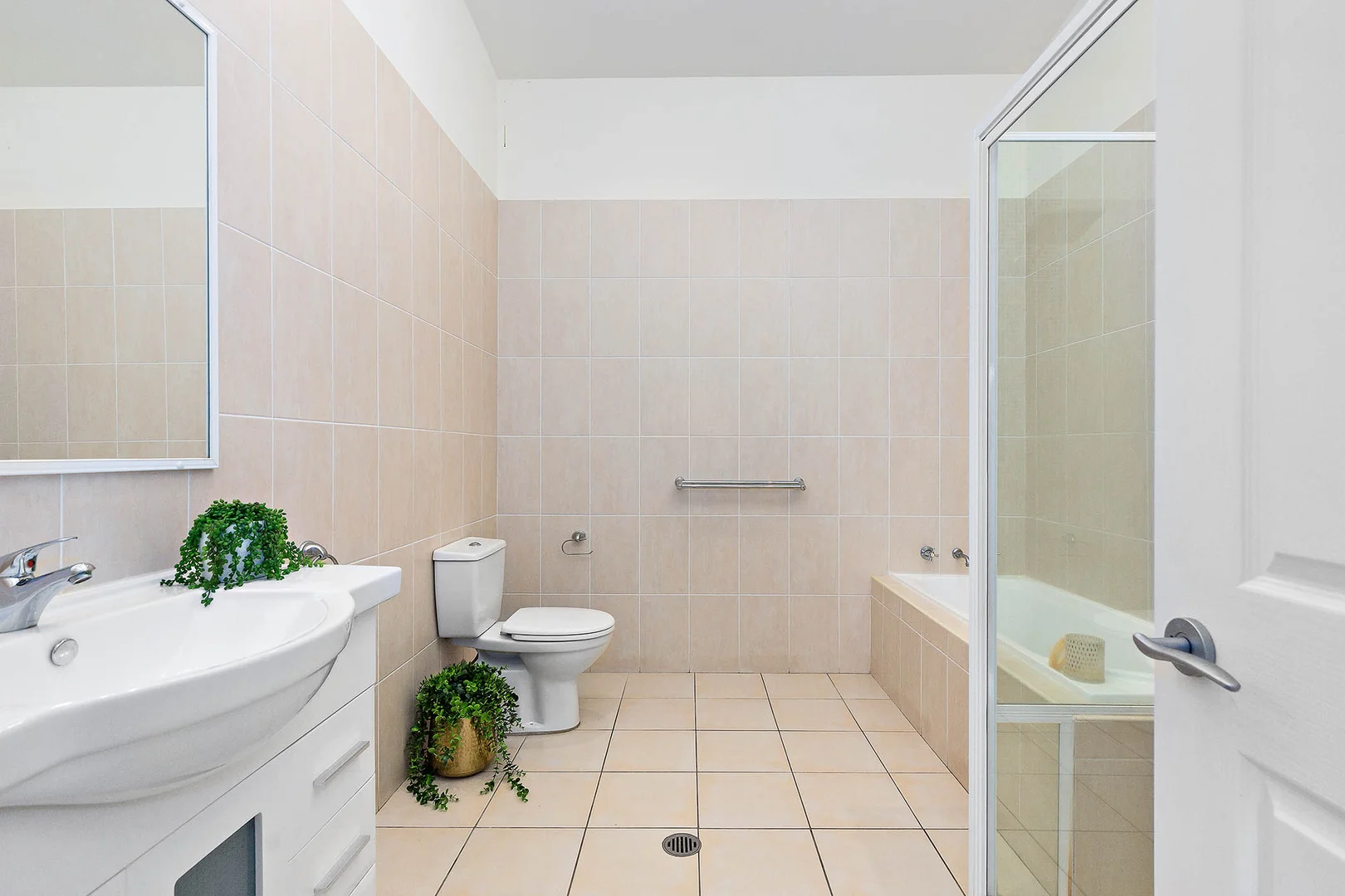 Additional image 8 of 8A Munduran Close, Albion Park NSW 2527