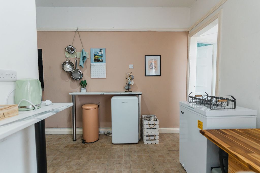 Additional image 5 of 1 bed flat for saleHolbrook Road, South Knighton LE2