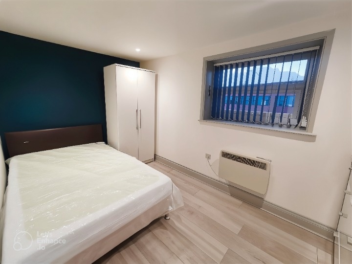 Additional image 12 of 4 Bed Flat, Castle Street, RG1, N1 7GU