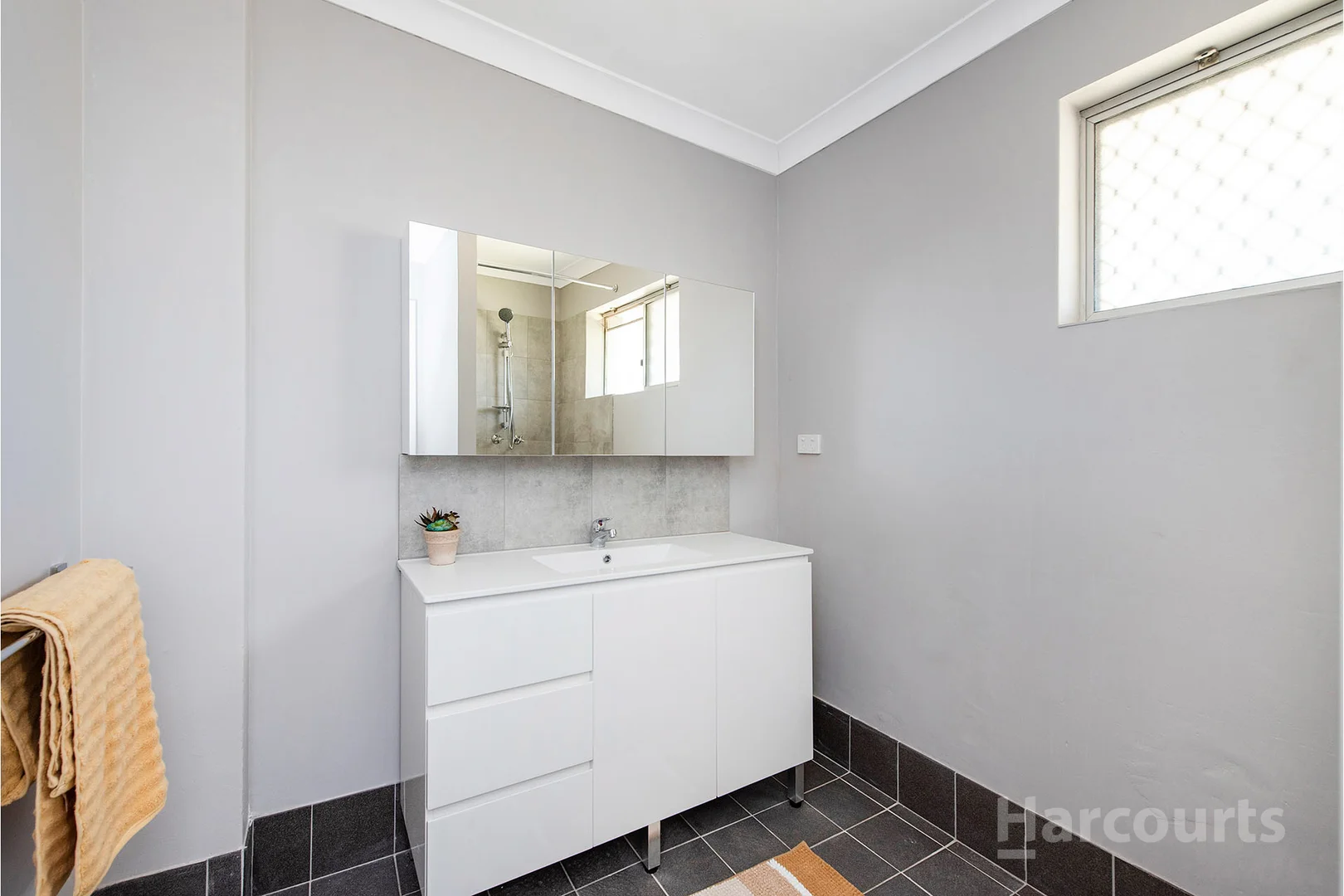 Additional image 16 of Room 4/36 Anstruther Road, Mandurah WA 6210
